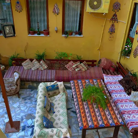 Anz * Selçuk