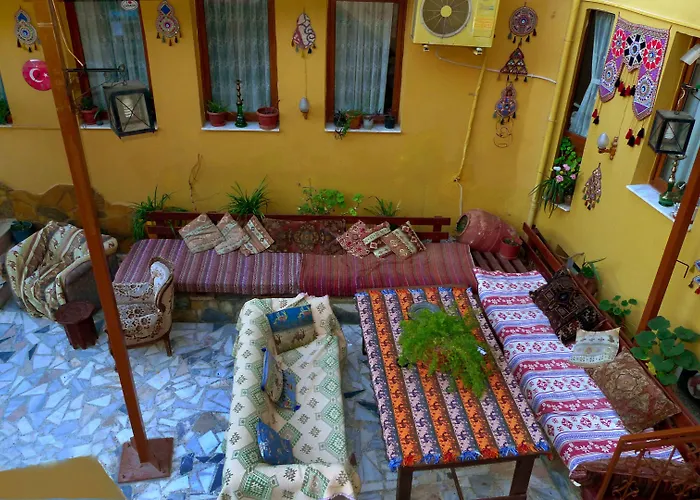 Anz * Selçuk